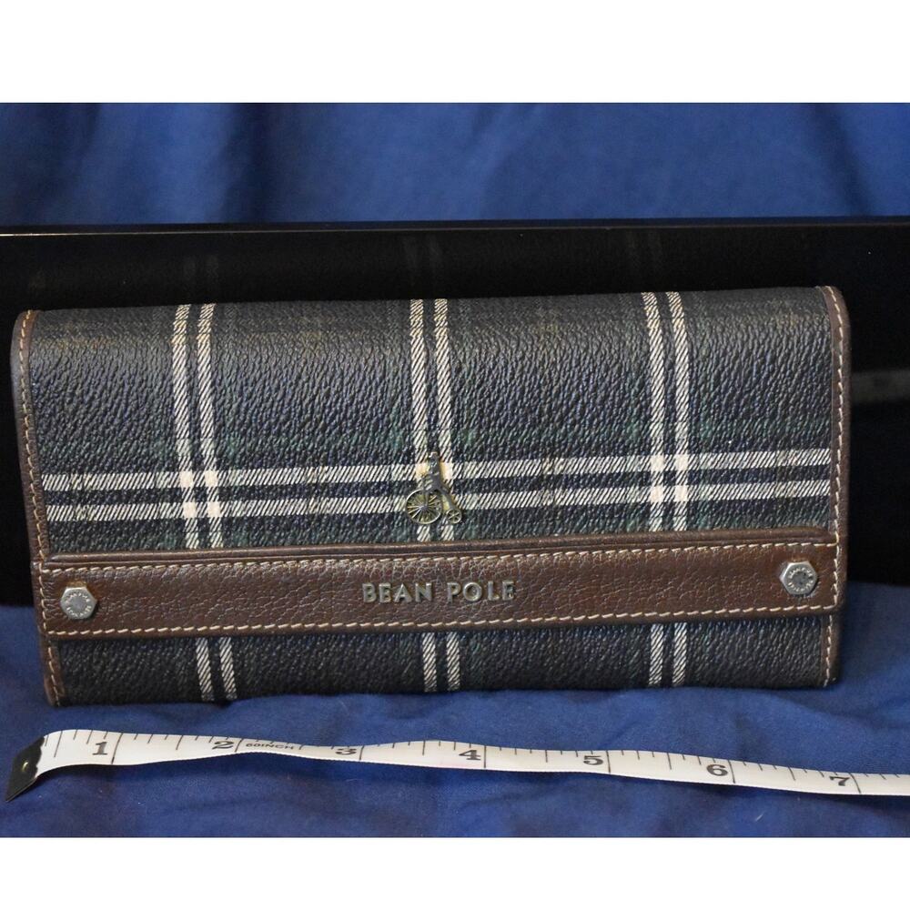 Bean Pole Trifold Wallet